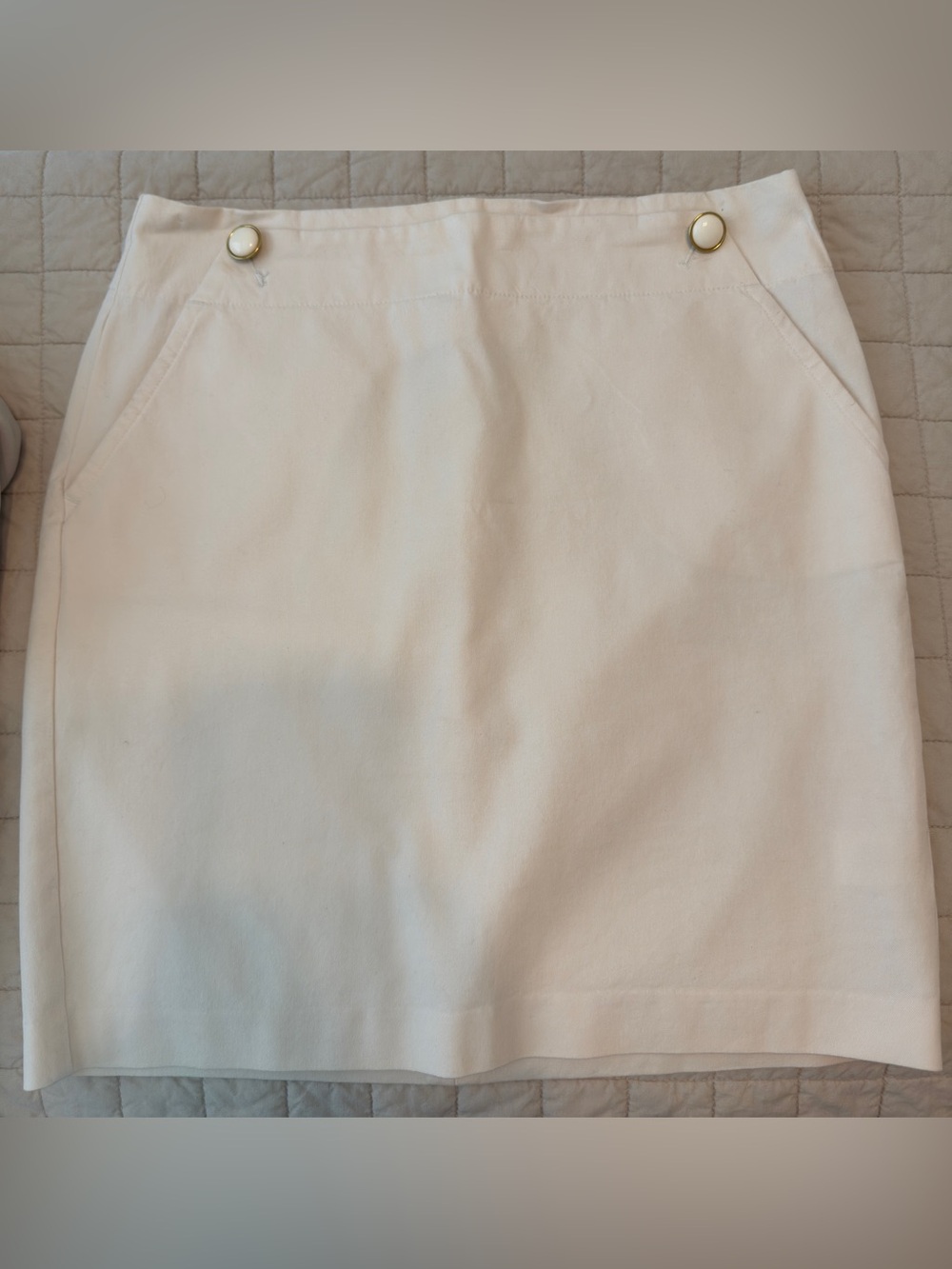 Classic Cream High-Waist Pencil Skirt